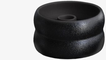 Foto av stilren och tidlös ljusstake i matt svart