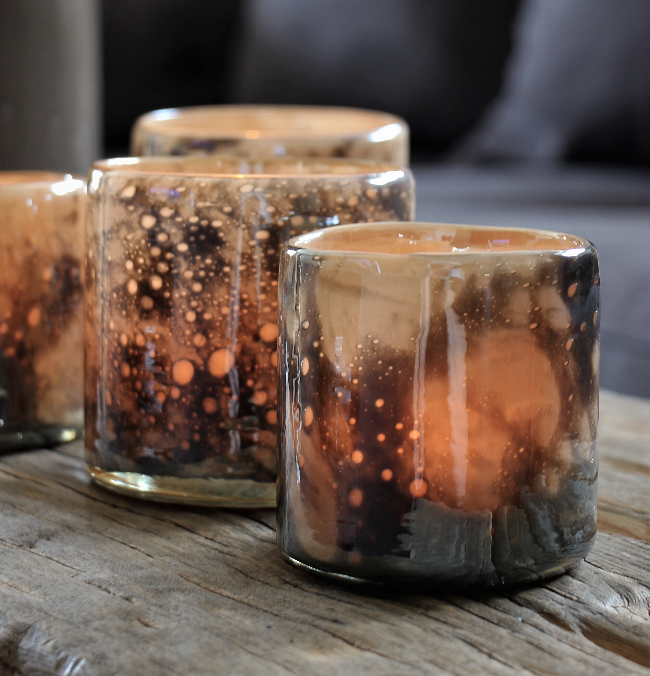 Lumiere Bubbles 8x9cm från Majas Cottage på träbord