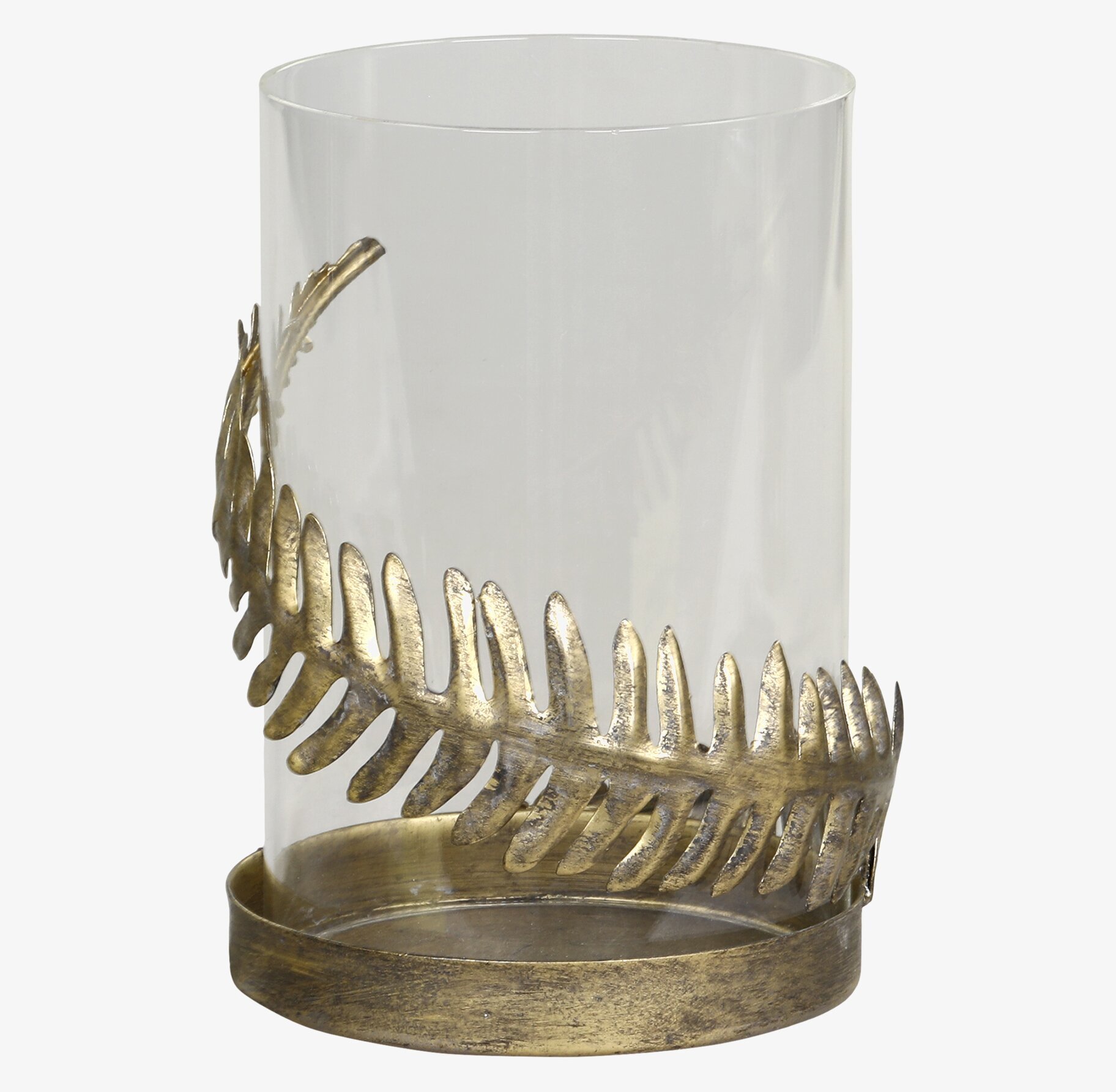 Foto av elegant ljushållare i antik mässing design