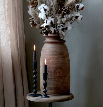 Bild av stilfull komposition med eleganta detaljer