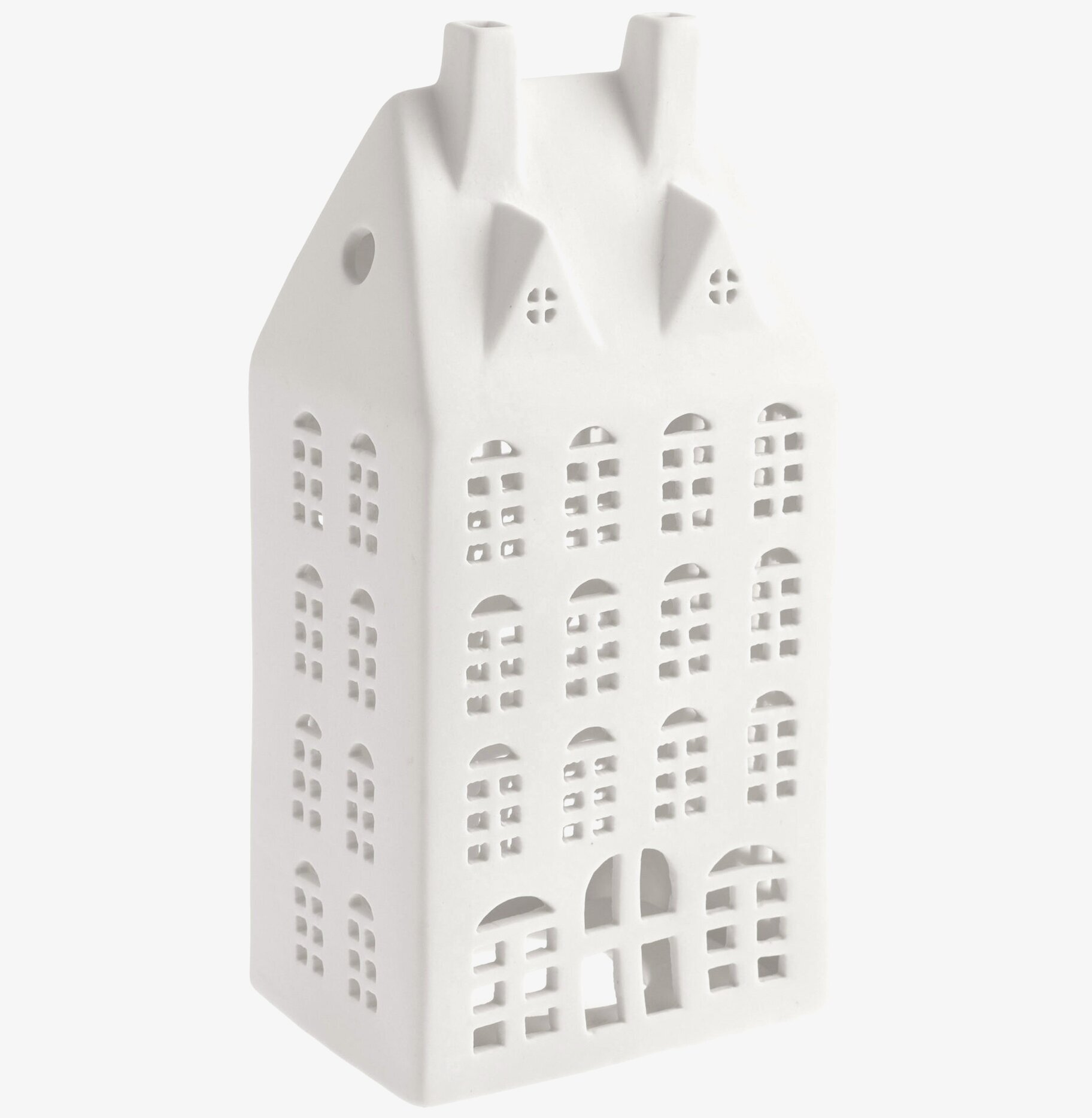 Ljusstake Storstaden Nr 3 från Storefactory i vit keramik