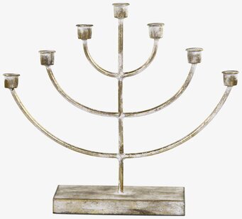 Bild av ljusstake i antik mässingsfinish och design