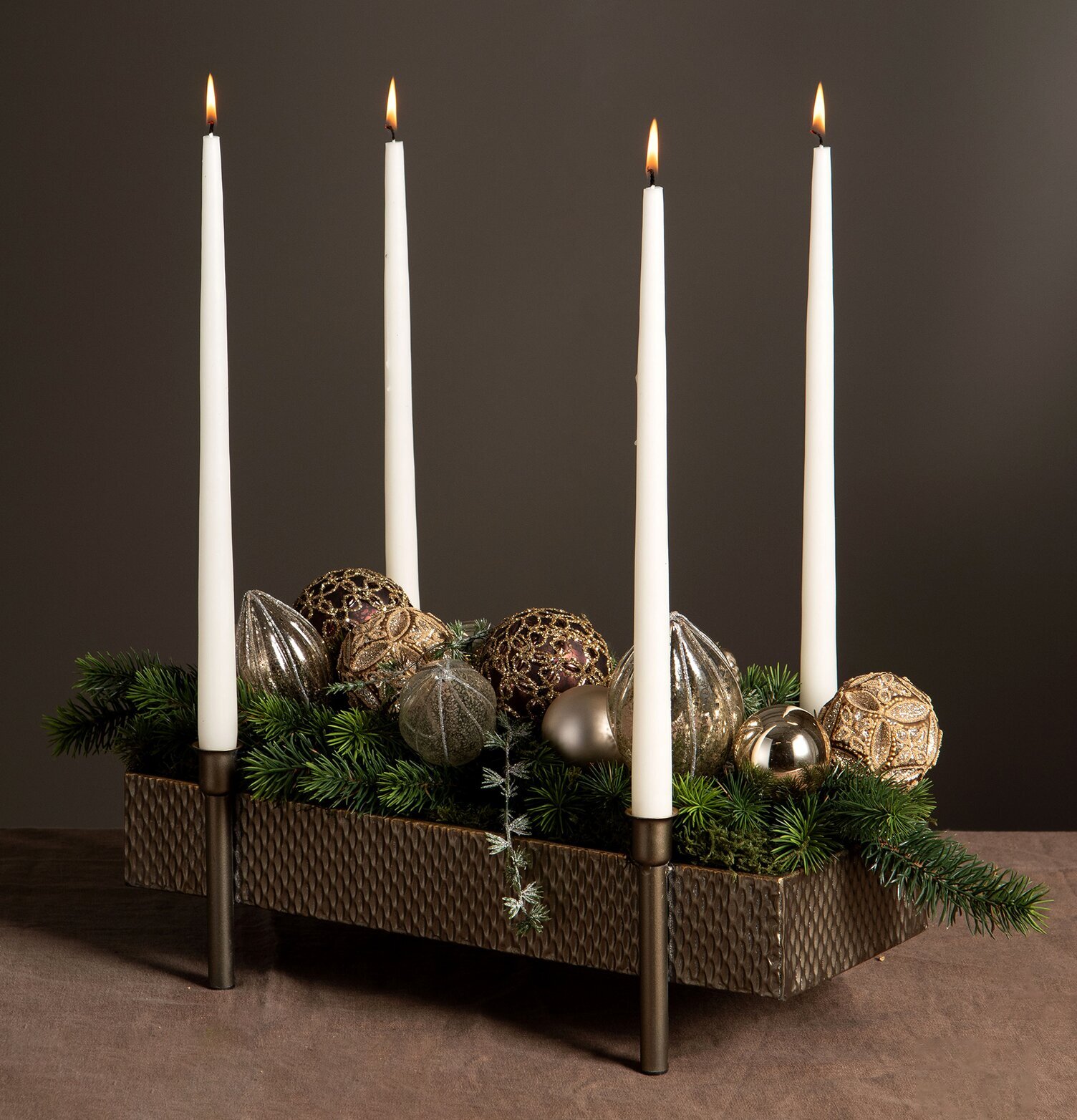 Bild av stilfull ljusstake med antik mässingsfinish