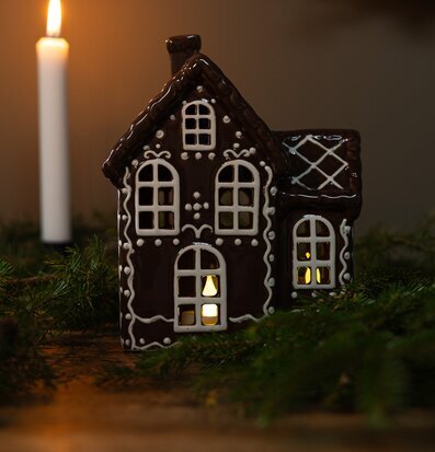 Pepparkakshus Julbyn Nr 5 - Ljuslykta från Storefactory