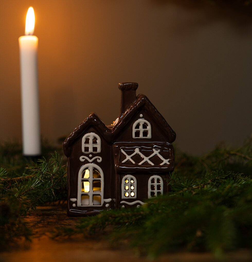 Pepparkakshus Julbyn Nr 3 - Ljuslykta från Storefactory