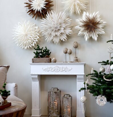 Bild av harmoniskt inredd hörna med stil och värme