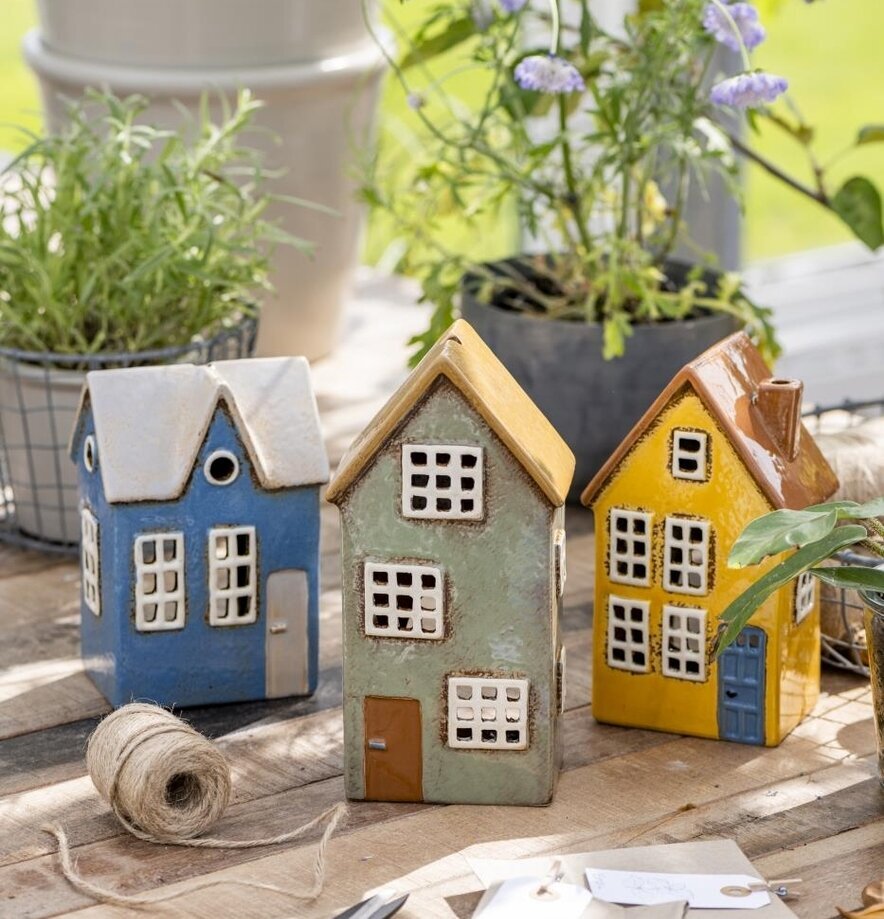 Ljuslykta Nyhavn Grön från IB Laursen på rustikt bord