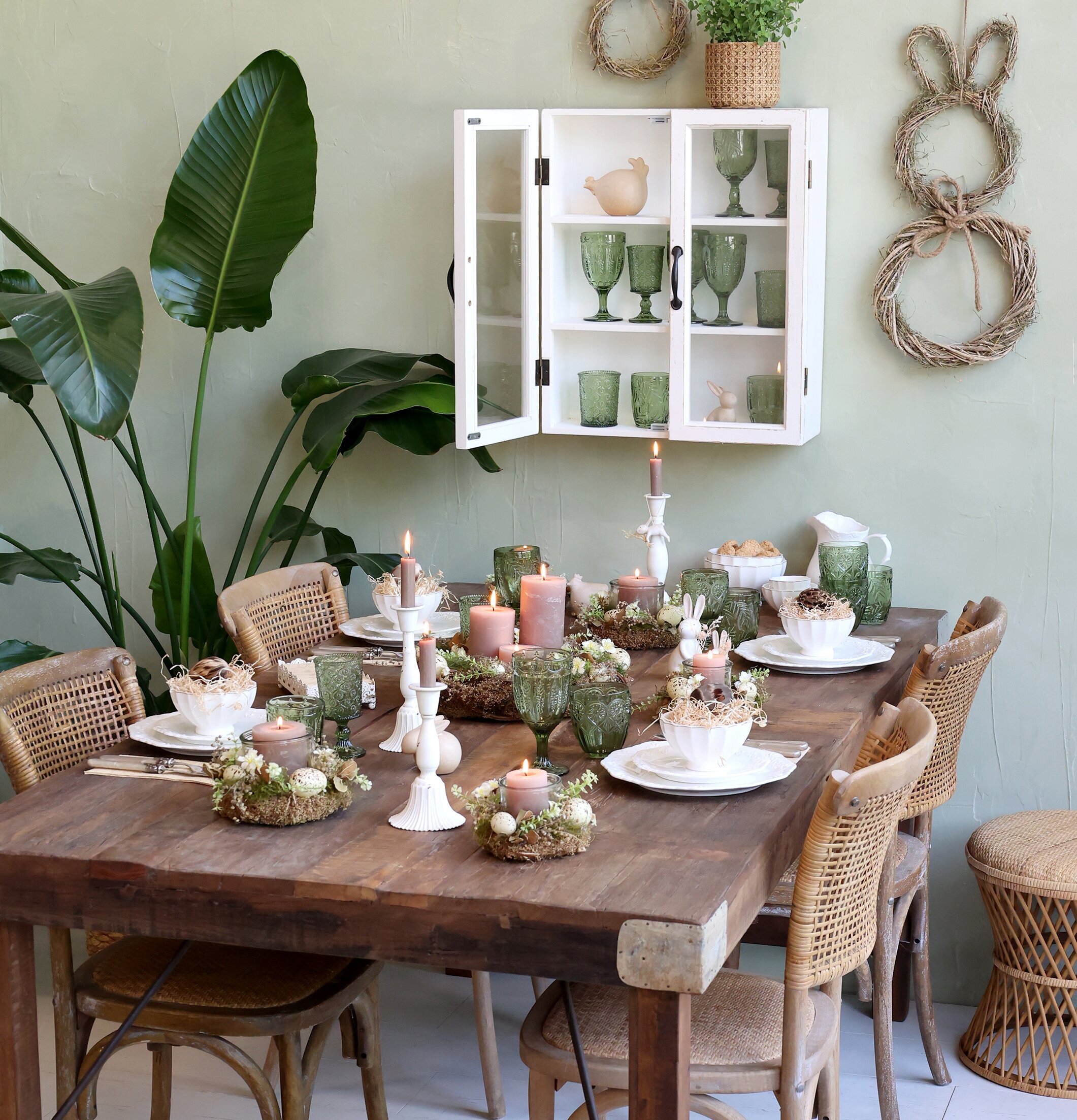 Ljuslykta Påskkrans Liten från Chic Antique på rustikt bord