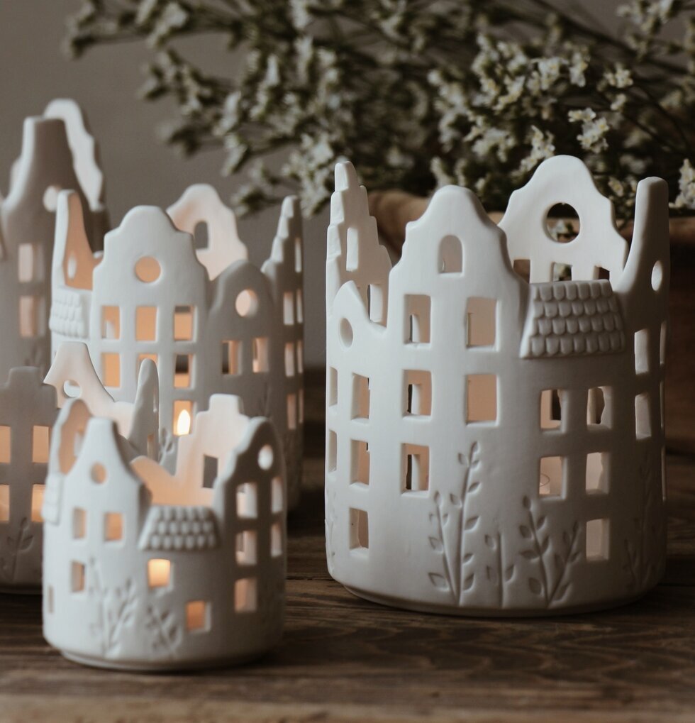 Ljushus Jardin Stor från Majas Cottage i vitt porslin