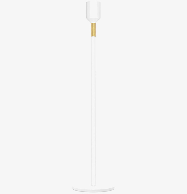 Foto av elegant vit ljusstake med minimalistisk design