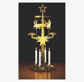 Bild av elegant ljuslykta i mässing för julstämning