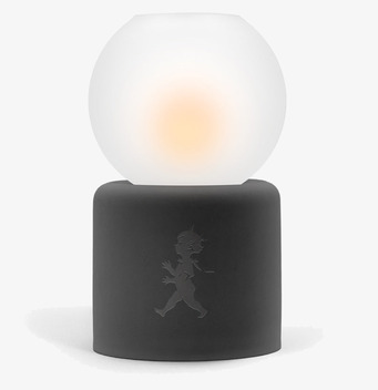 Bild av elegant värmeljuslykta med frostat glas