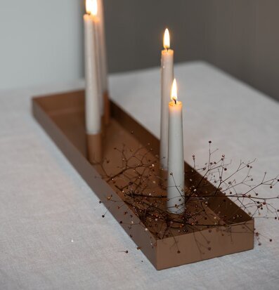 Bild av stilren ljusstake med magnetiska ljushållare