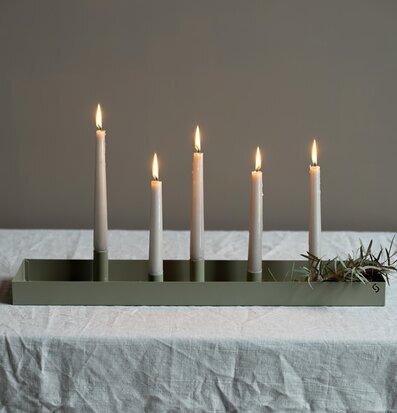 Bild av stilren ljusstake med magnetiska ljushållare