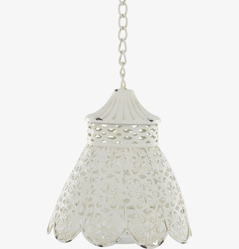 Foto av hängande ljusampel i antik creme med vintagekänsla