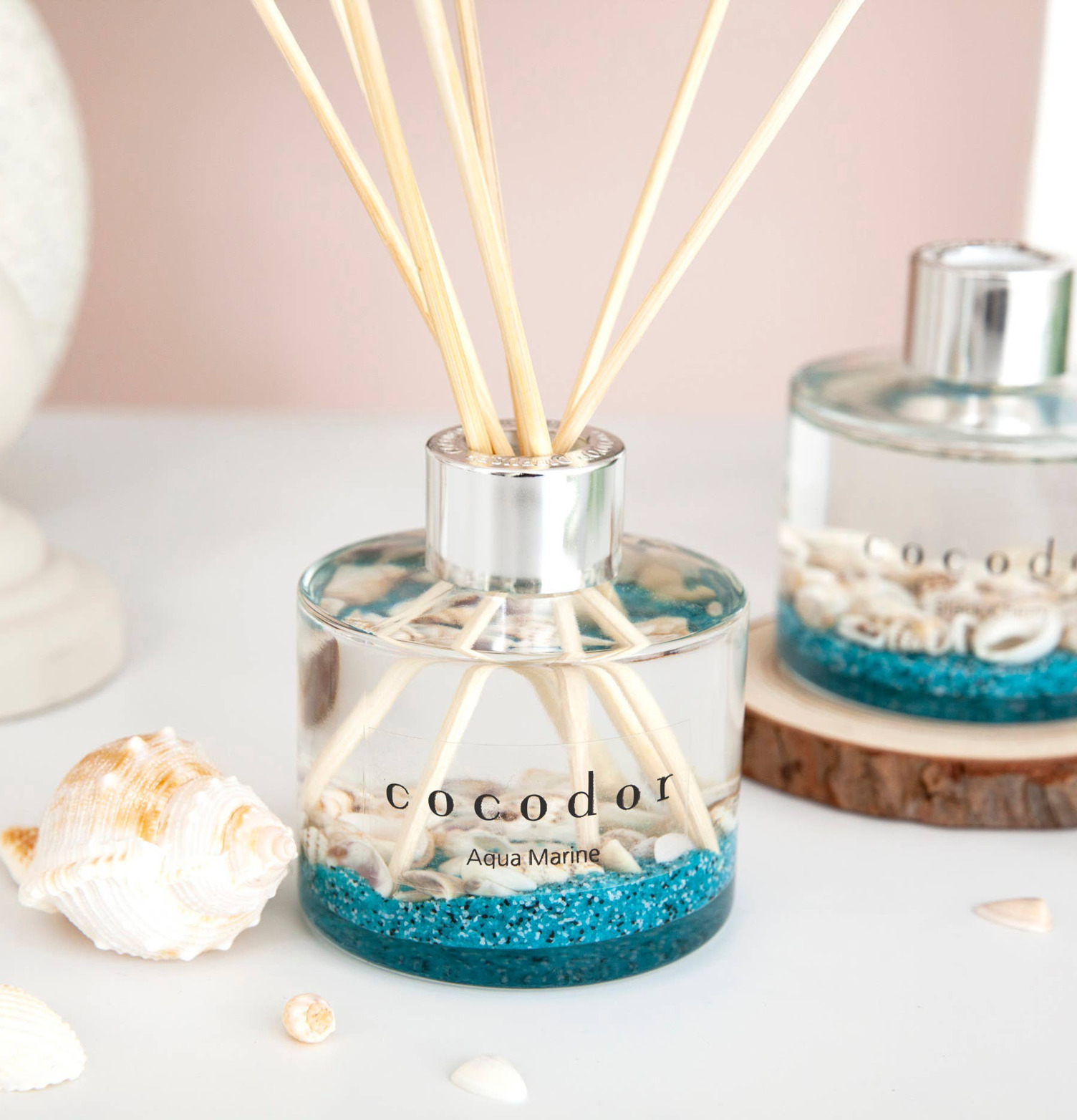 Bild av stilfulla doftpinnar med maritim känsla