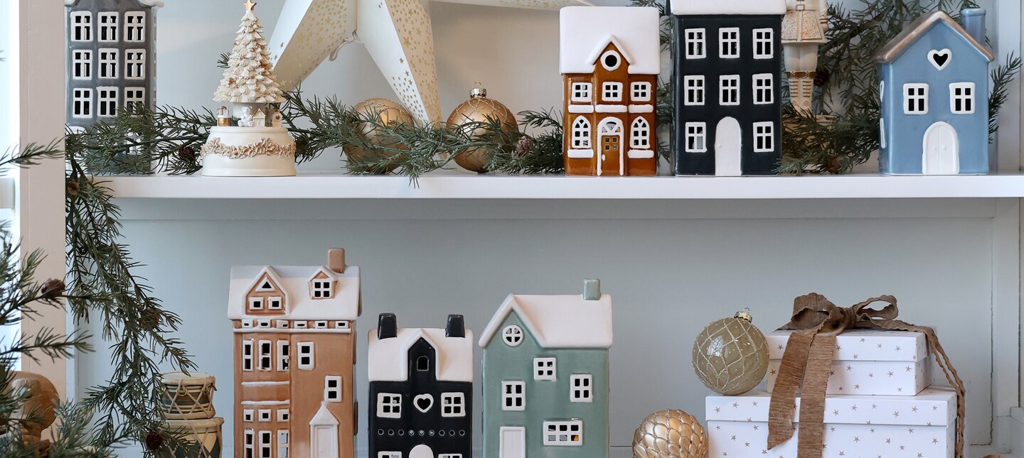 Ljuslykta Hus Chamonix Verte Puder Ljuslyktor & Ljusstakar från Majas Cottage och Ernst Chic Antique Lyktor