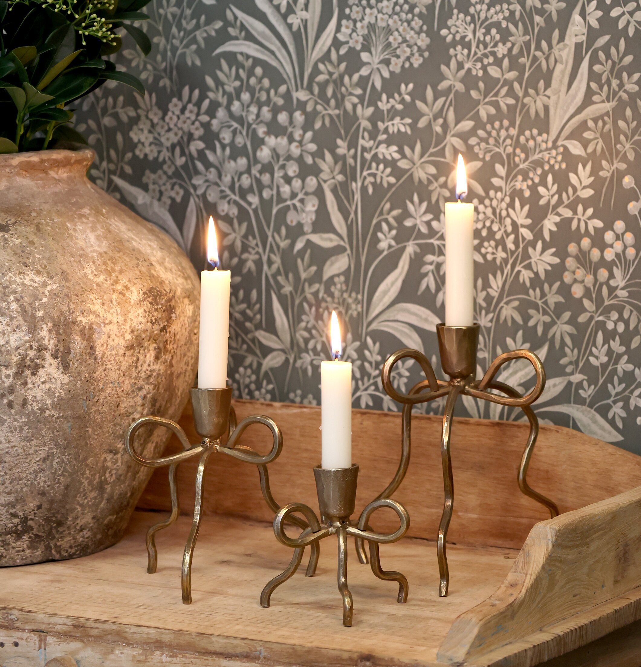 Ljusstake Rosett Antik Mässing Medium Chic Antique Ljusstakar Adventsstakar Ljushållare Ljushyllor