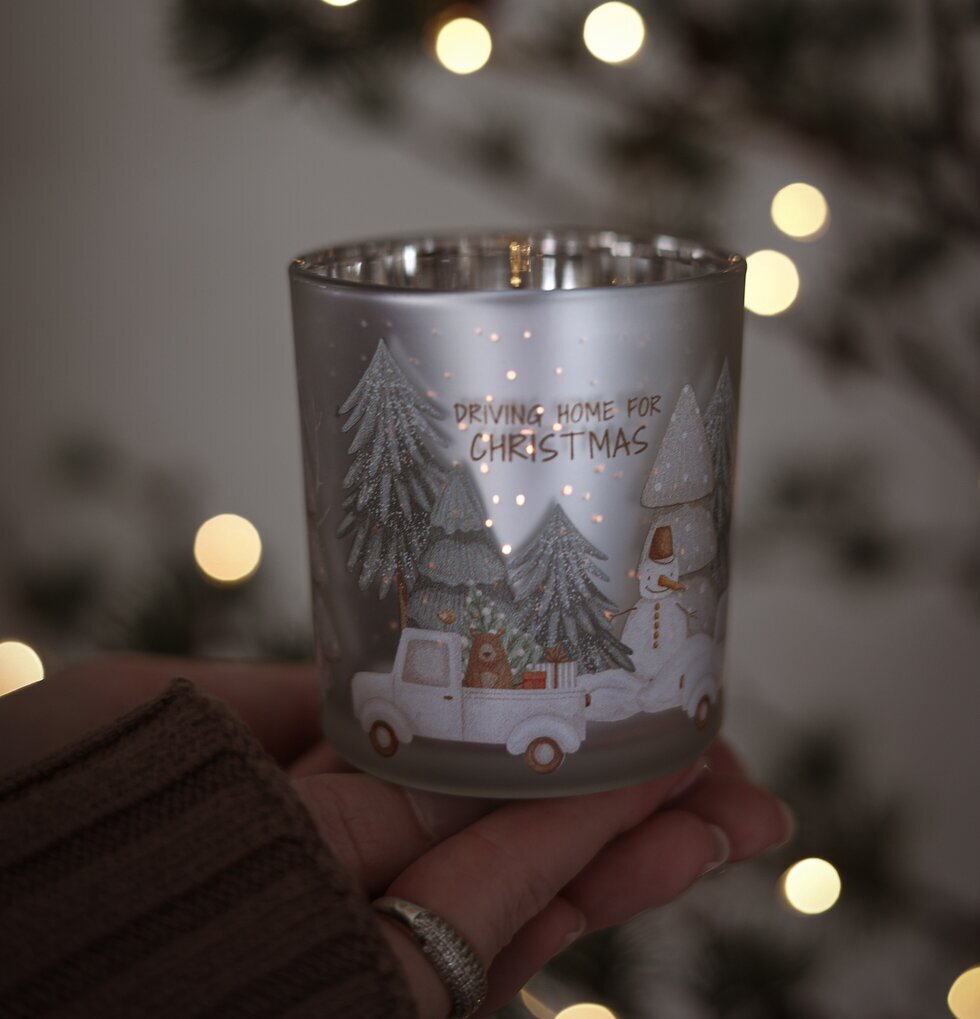 Driving Home For Christmas - Majas Cottage Ljusstakar Adventsstakar Ljushållare Ljushyllor Lyktor Endless Light Ljuslyktor