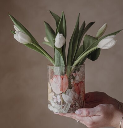 Ljuslykta Tulips 10x12cm Majas Cottage Lyktor Endless Light Ljuslyktor