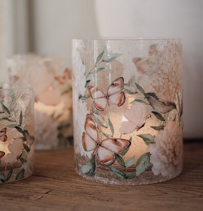 Majas Lykta Hortensia & Butterflies 10x12cm Cottage Lyktor Endless Light Ljuslyktor