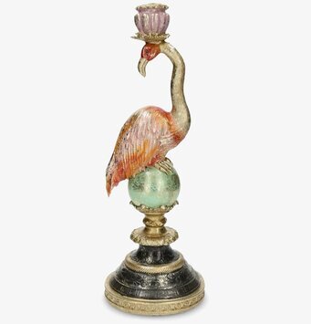 Foto: Flamingoformad ljusstake med lila ljuskopp