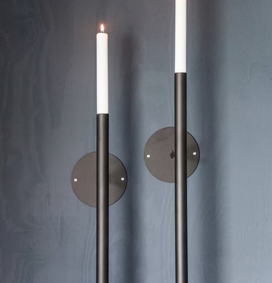 Bild av stilfulla väggljusstakar i svart design