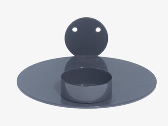 Foto av stilren och funktionell väggljusstake i metall