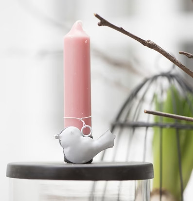 Bild av elegant ljusstake med naturliga detaljer