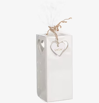 Foto av elegant ljuslykta med juldesign och hjärtan