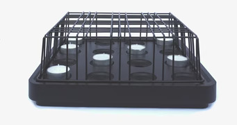 Bild av elegant svart ljusstake med modern design