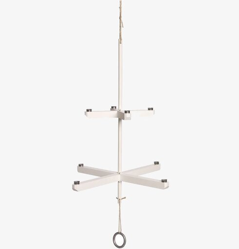 Ljuskrona Vit från Ernst med modern och stilren design